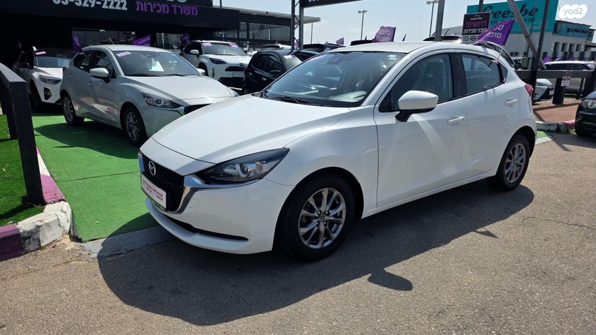 מודעת רכב מאזדה 2
