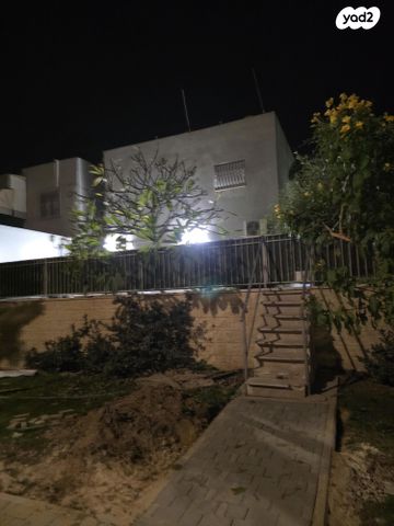 שאול המלך 153