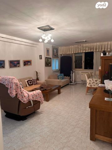 יהודה בורלא 20