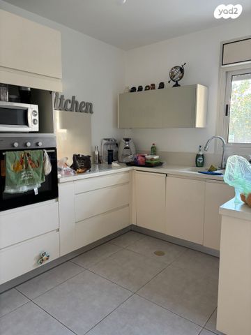 הלוח העברי 49