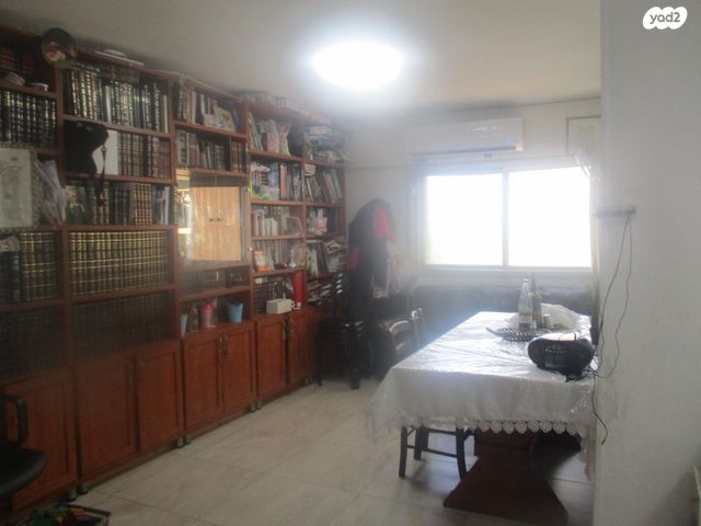 אברהם שטרן 47