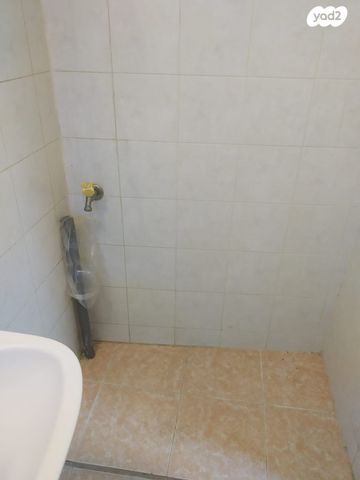 שדרות יצחק רבין 25