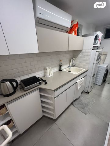 שדרות נורדאו 63