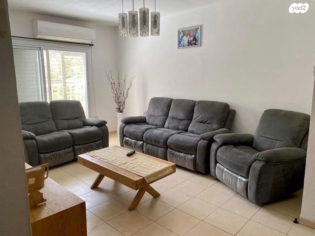 שדרות יעלים 98