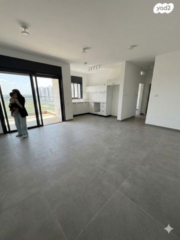 שדרות עמק יזרעאל 75