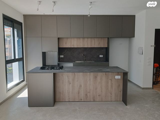 בן גוריון 37