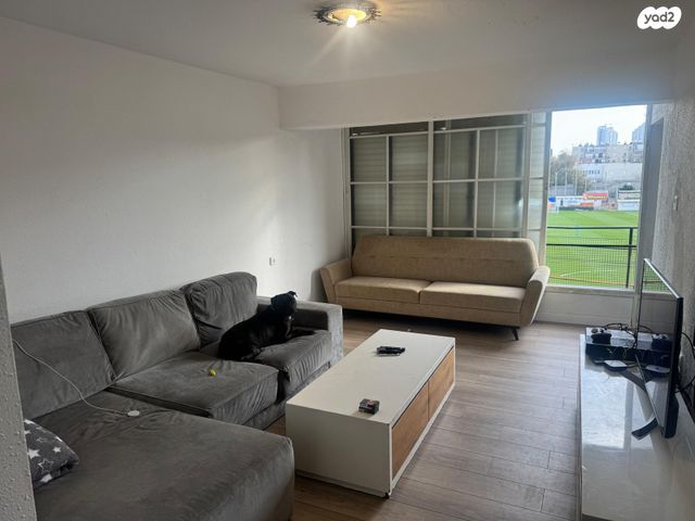 ז'בוטינסקי 26