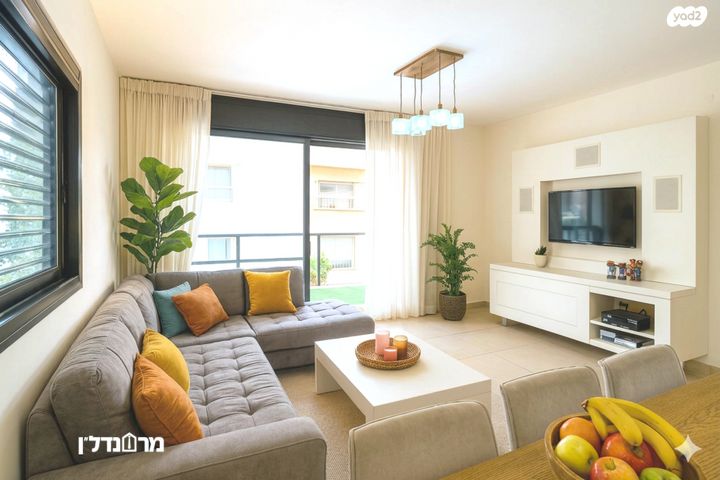 מודעת נכס, הרצליה