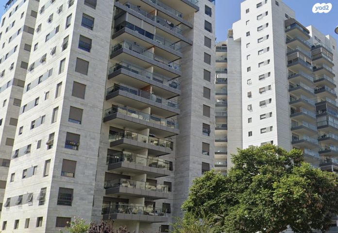 מודעת נכס, פנחס אילון, קרית אילון, חולון