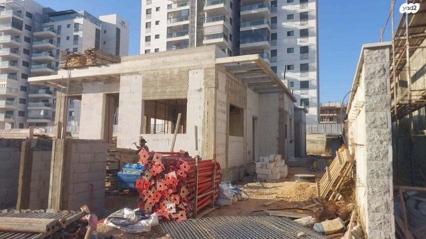 נווה שרון / שער העיר