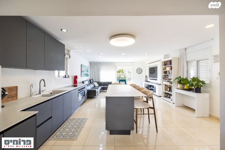 יאנוש קורצ'אק 