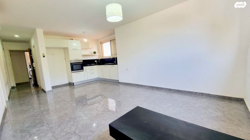 מודעת נכס, הרצליה