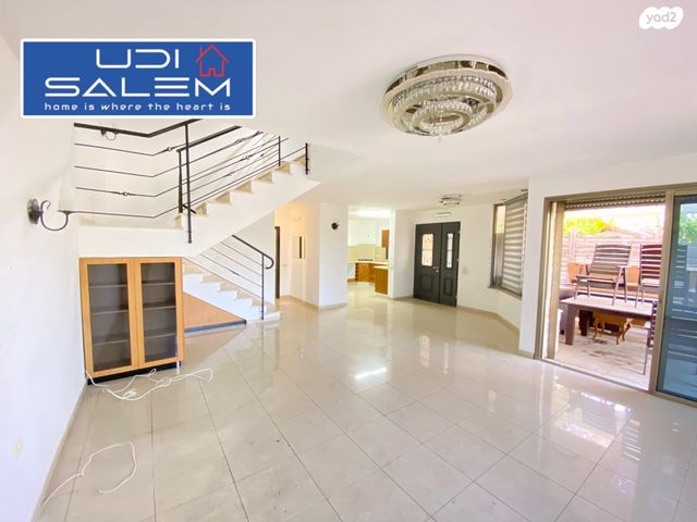 מודעת נכס, שדרות ניסים, פרדסיה, פרדסיה