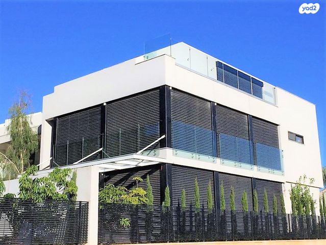 מודעת נכס, נחמה הנדל, הרצליה ב', הרצליה