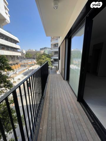 מודעת נכס, הכובשים 1, כרם התימנים, תל אביב יפו