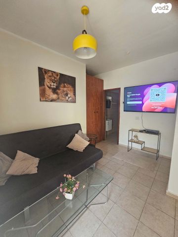 מודעת נכס, הצבאים, יעלים, אילת