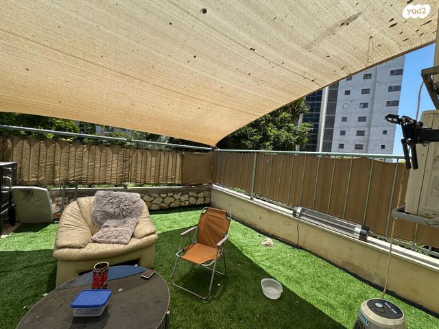 כליל החורש 12