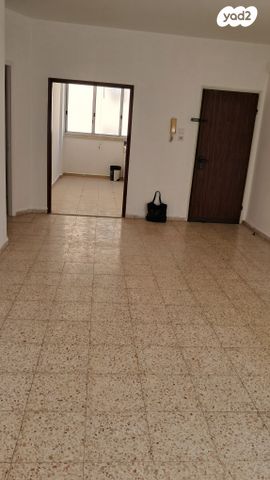 מודעת נכס, איתמר בן אב"י 6, רמב"ם, ראשון לציון