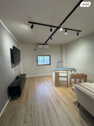 מודעת נכס, בן יהודה, הצפון הישן - דרום, תל אביב יפו