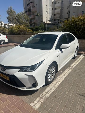 מודעת רכב טויוטה קורולה