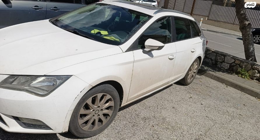 מודעת רכב סיאט לאון