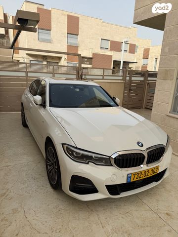 מודעת רכב ב מ וו סדרה 3