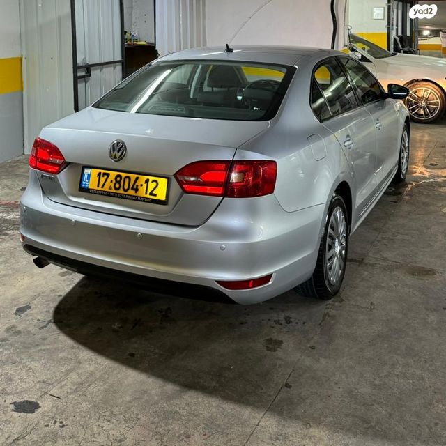 מודעת רכב פולקסווגן ג'טה 