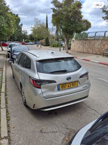 מודעת רכב טויוטה קורולה