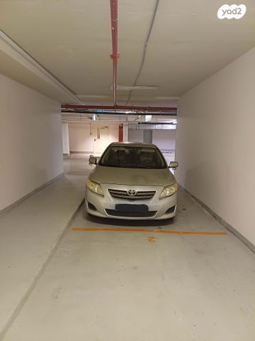 מודעת רכב טויוטה קורולה