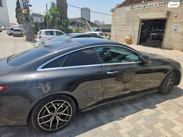 מודעת רכב מרצדס-בנץ E-class