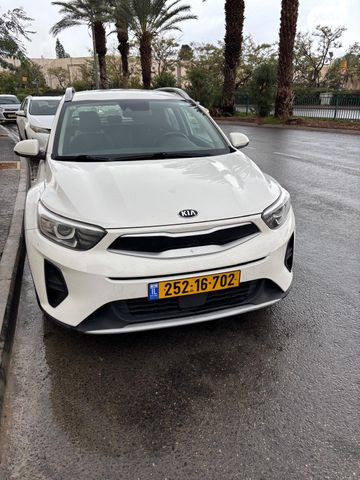 מודעת רכב קיה סטוניק