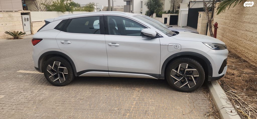 מודעת רכב בי.ווי.די אטו 3