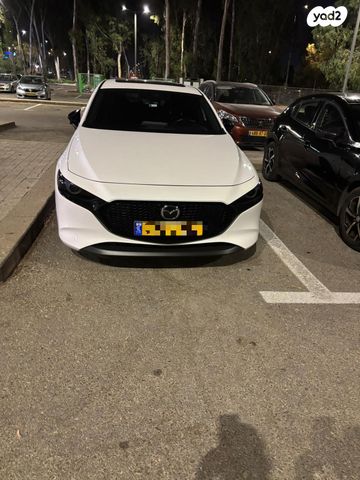 מודעת רכב מאזדה 3