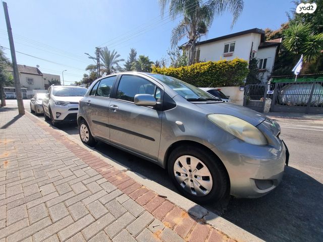 מודעת רכב טויוטה יאריס