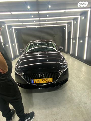 מודעת רכב מאזדה 2