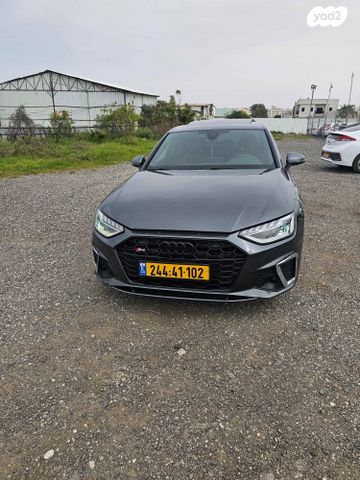 מודעת רכב אאודי A4