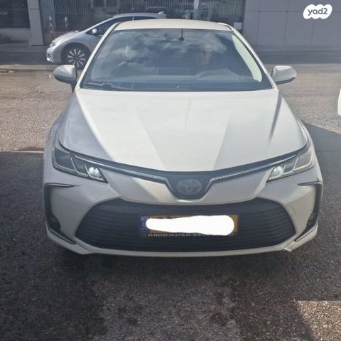 מודעת רכב טויוטה קורולה