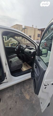 מודעת רכב סיטרואן ג'אמפי