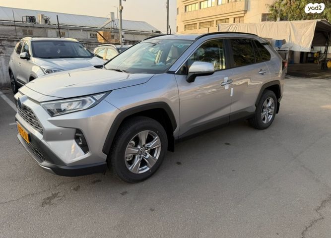 מודעת רכב טויוטה RAV4