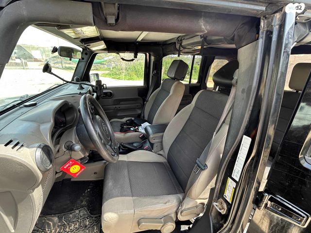 מודעת רכב ג'יפ רנגלר