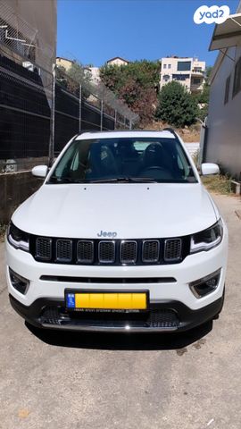 מודעת רכב ג'יפ קומפאס