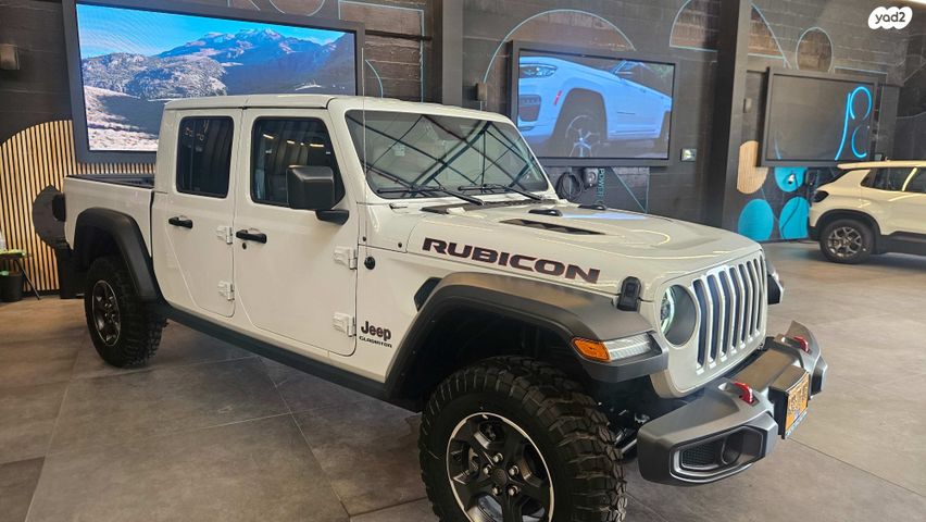 מודעת רכב ג'יפ גלדיאטור