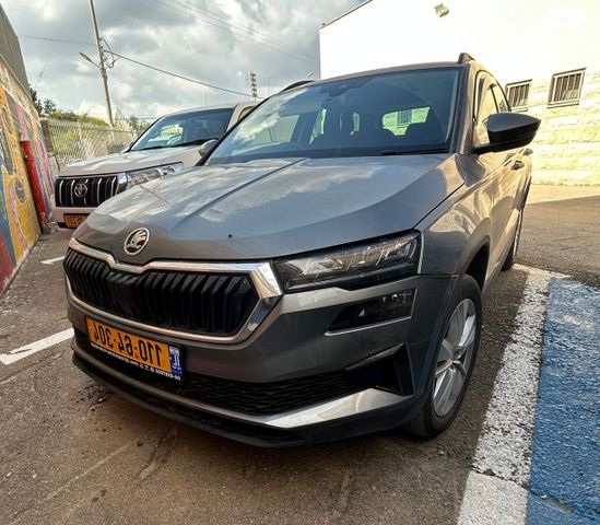 מודעת רכב סקודה קארוק