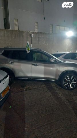 מודעת רכב ניסאן אקס טרייל