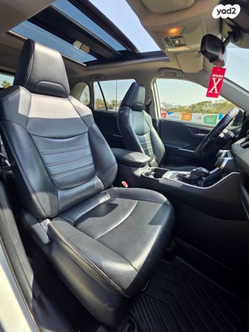 מודעת רכב טויוטה RAV4