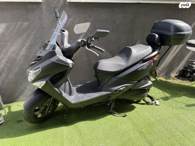 מודעת רכב סאן יאנג ג'וי רייד 125