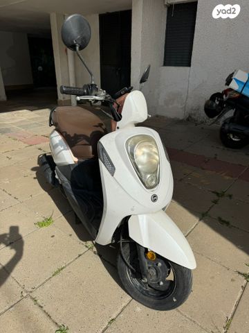 מודעת רכב סאן יאנג מיו 100