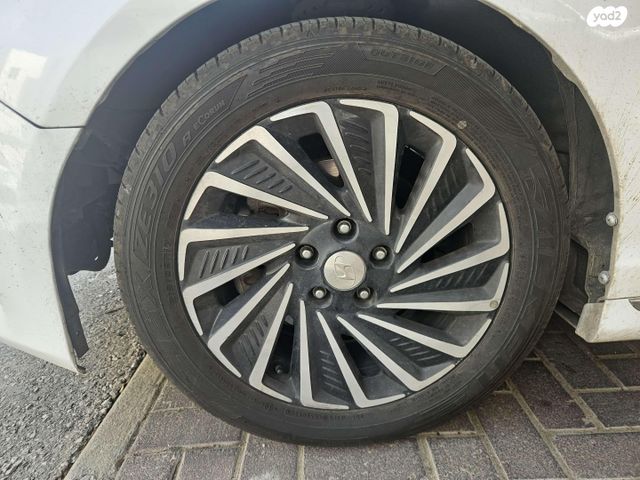 feedItemObj.data.row_1