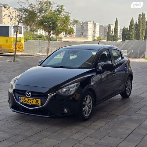 מודעת רכב מאזדה 2