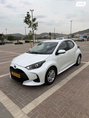 מודעת רכב טויוטה יאריס